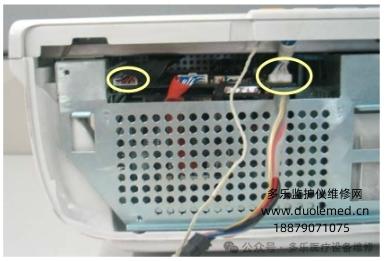 邁瑞T9監護儀分離前殼和后殼圖解
